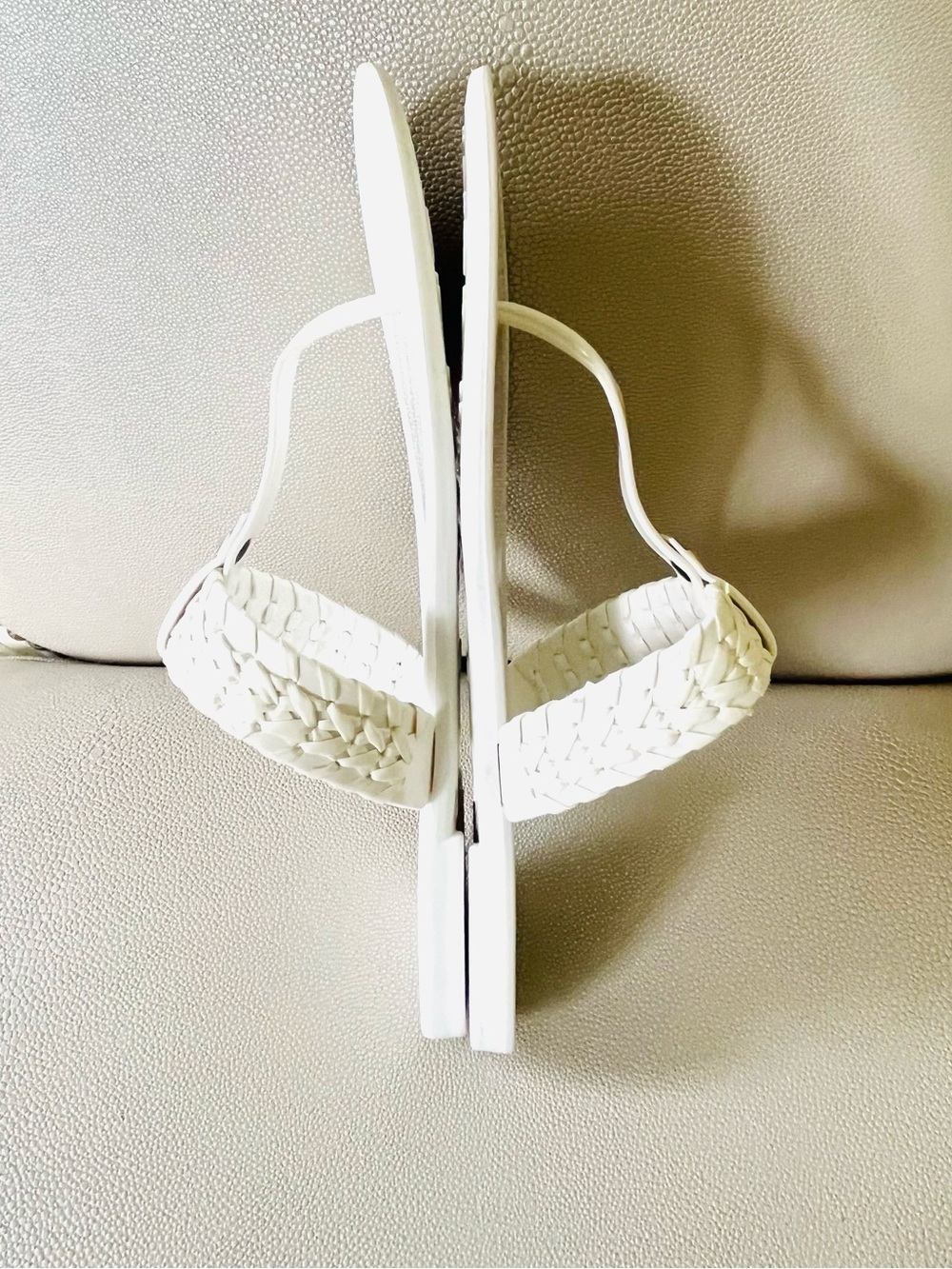 Jack Rogers  braided white  jelly thongs 10 - Picture 3 of 13